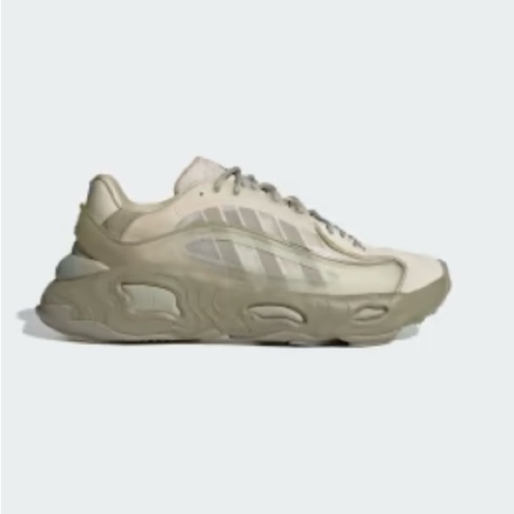 New Oznova Shoes men size 9 by adidas